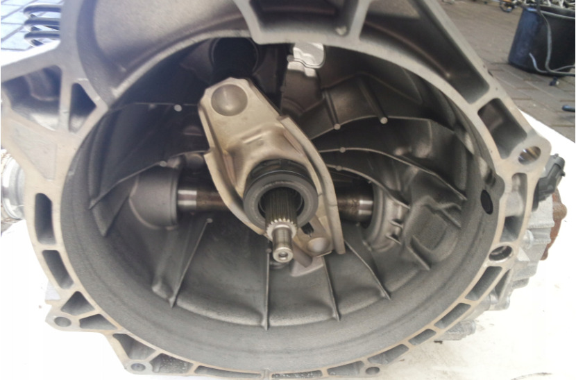 18-19 PORSCHE 911 991 GT3 4.0l GEARBOX MANUAL TRANSMISSION 9P1300064B 2250 MLS - Fresh Stock Dated February 2026