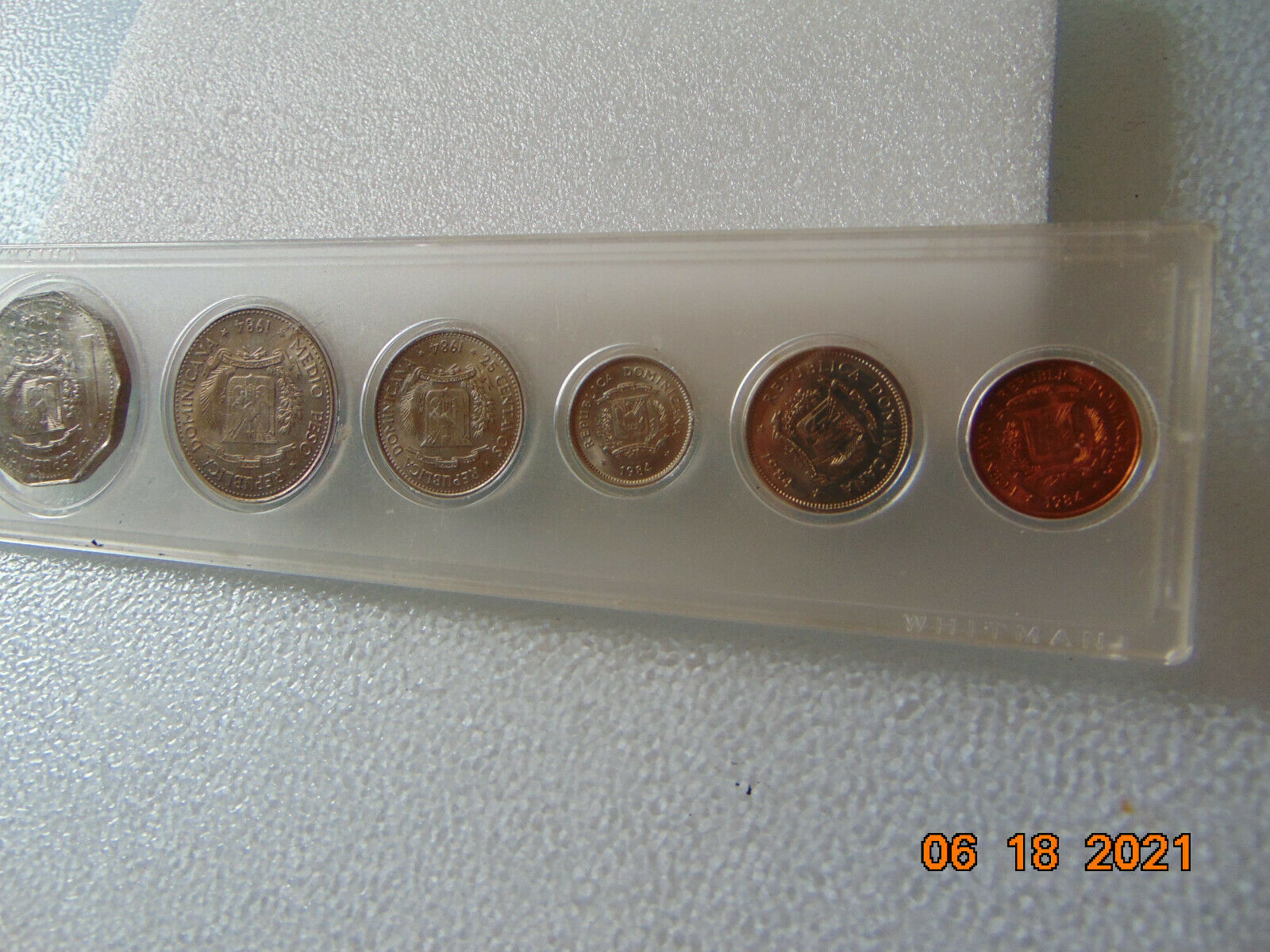 DOMINICAN REPUBLIC 1984 set of 1C thru 1Peso - Fresh Stock Dated December 2025