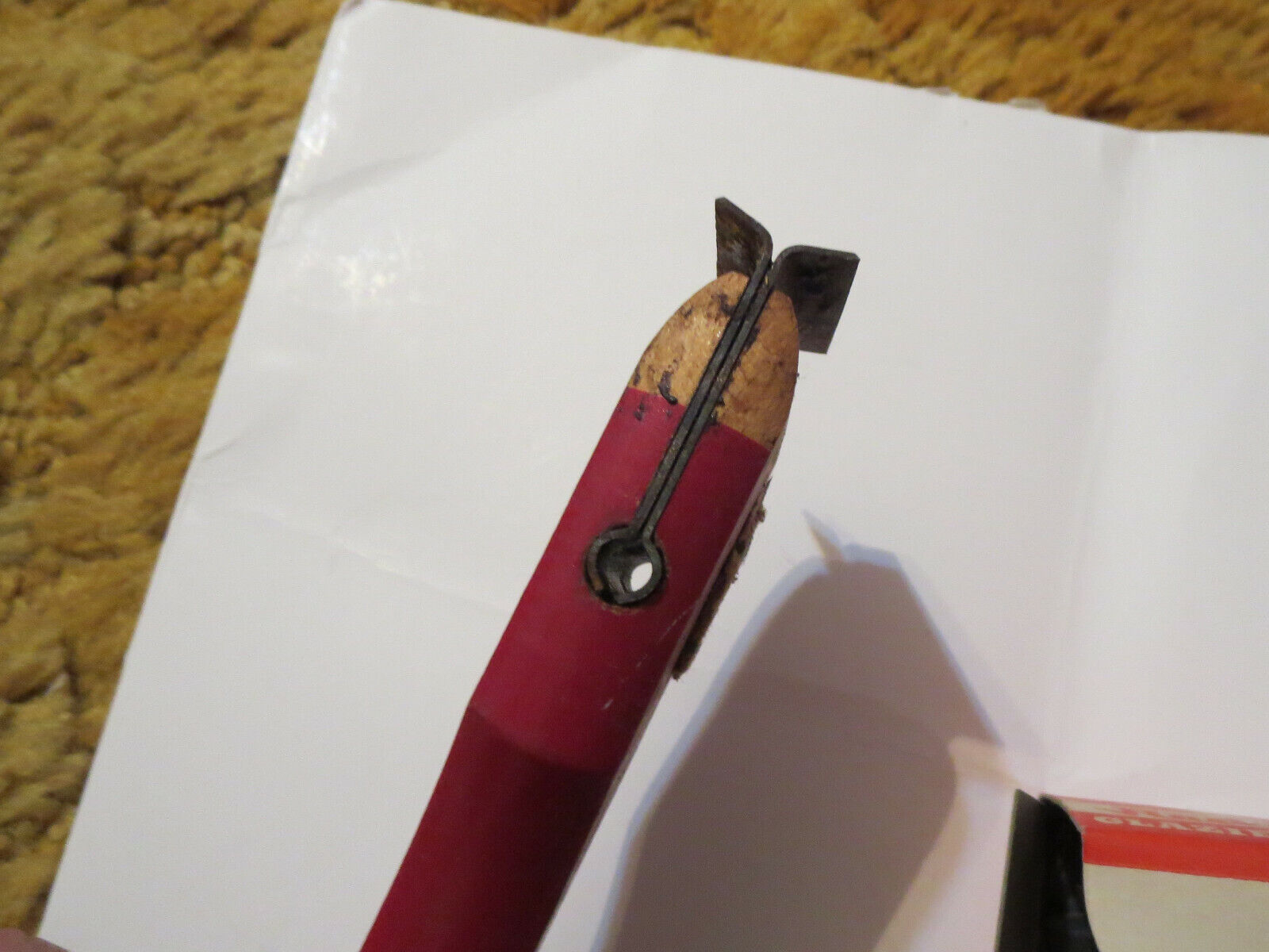 Good RED DEVIL Paint Scraper #3040 Double-Hooked Blade 1.5