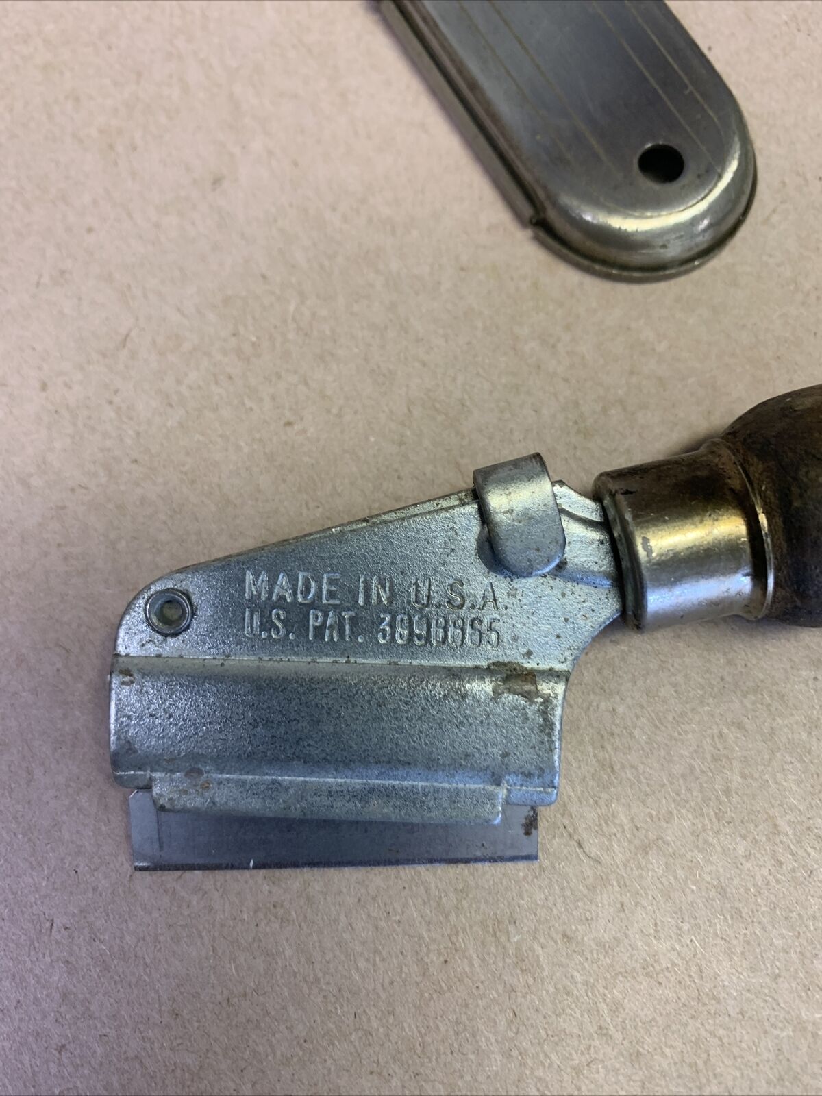 (3) VINTAGE RAZOR BLADE Type SCRAPPERS - Fresh Stock Dated February 2026