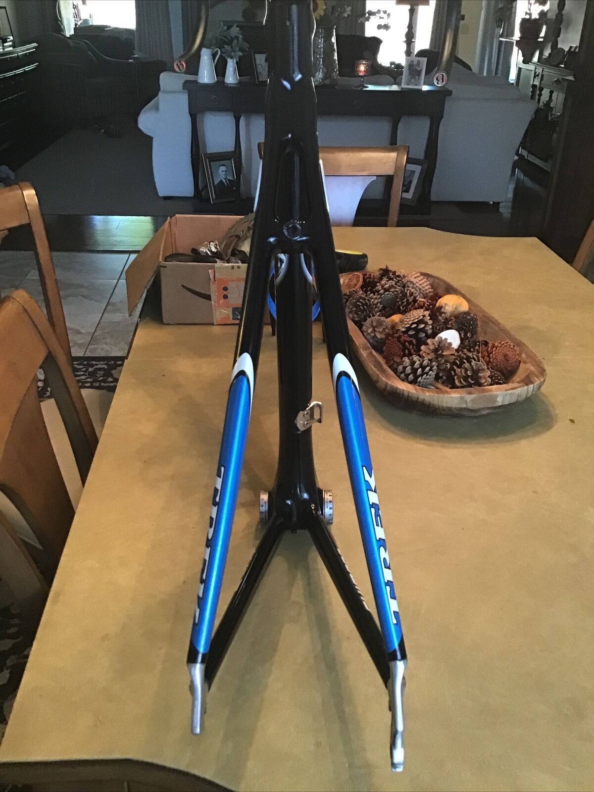 2007 Trek Madone 5.2 58cm Carbon Fiber Frame Set - Awesome Condition - Fresh Stock Dated February 2026