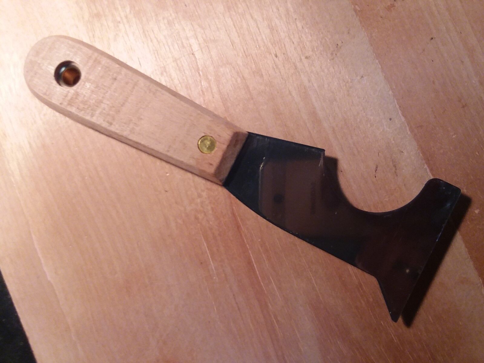 DECORATOR   5 IN ONE PUTTY KNIFE/ SCRAPER, PAINTERS TOOL - Fresh Stock Dated February 2026