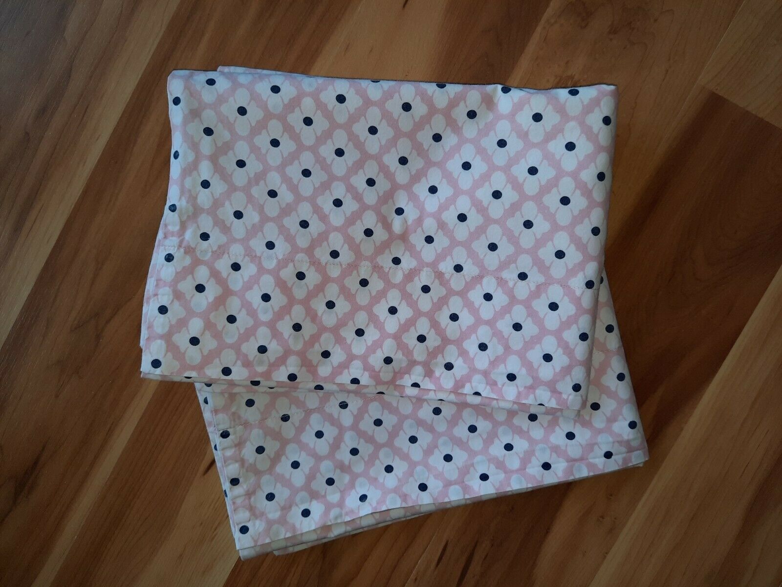 Pottery Barn Kids Pair Standard Pillow Shams Pink White Blue Flowers 100% Cotton - Fresh Stock Dated January 2026