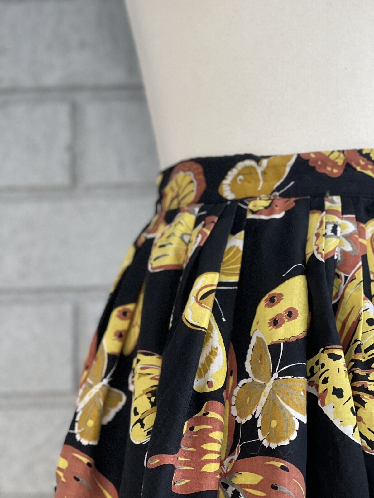 1950's Black Vintage Retro Yellow Brown Butterfly Novelty Print Skirt Small - Fresh Stock Dated March 2026