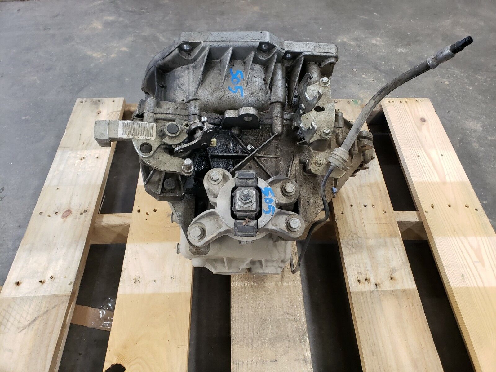 11-13 MINI COOPER HATCHBACK 1.6L N/A N16 FWD 6-SPEED MANUAL TRANSMISSION 505 OEM - Fresh Stock Dated February 2026