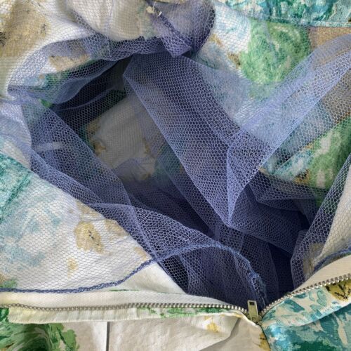 Vintage 1950’s Sz Small Turquoise Green Rose Floral Skirt - Fresh Stock Dated March 2026