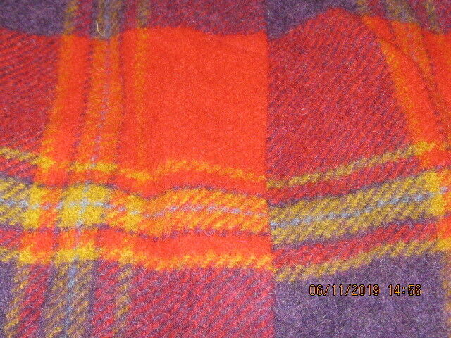 NEW  AWESOME SMALL  PANDORA RED PLAID WOOL SKIRT 23 WAIST 26 LONG - Fresh Stock Dated February 2026