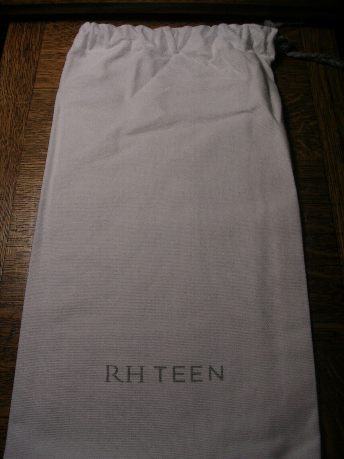 RESTORATION HARDWARE TEEN EMBROIDERED BEE BOUDOIR SHAM GREY 100% COTTON 12 X 18 - Fresh Stock Dated December 2025