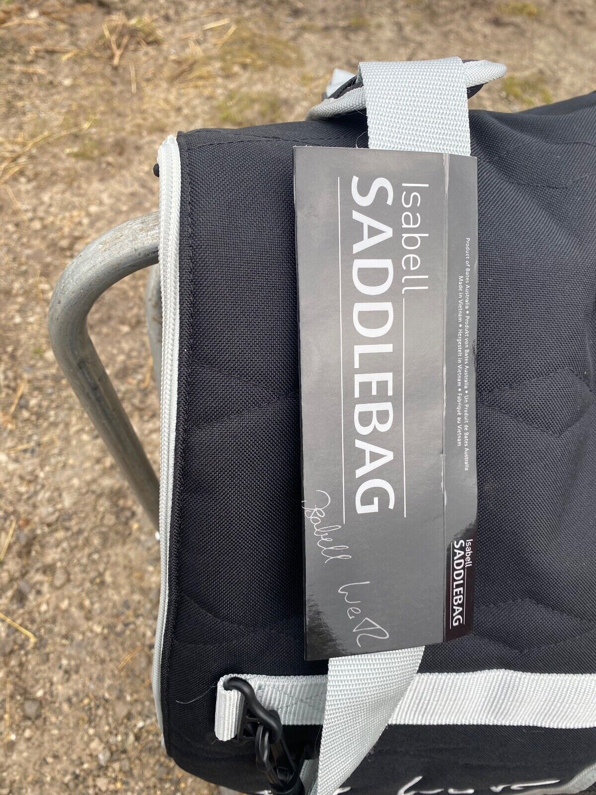 Black Bates/ Wintec Isabell limited edition Icon English saddle bag / carrier - Fresh Stock Dated December 2025