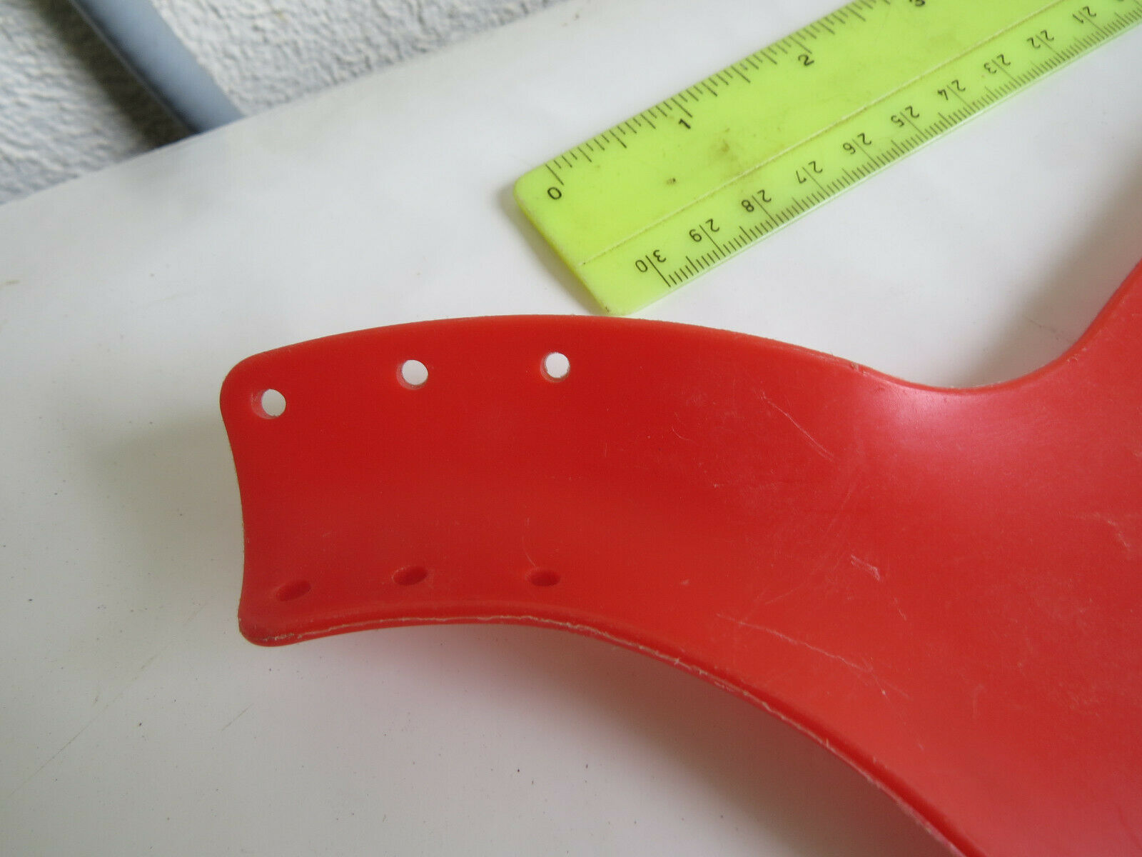 REAL HARO VINTAGE NUMBER PLATE  FLO PANEL BMX  RED - Fresh Stock Dated February 2026