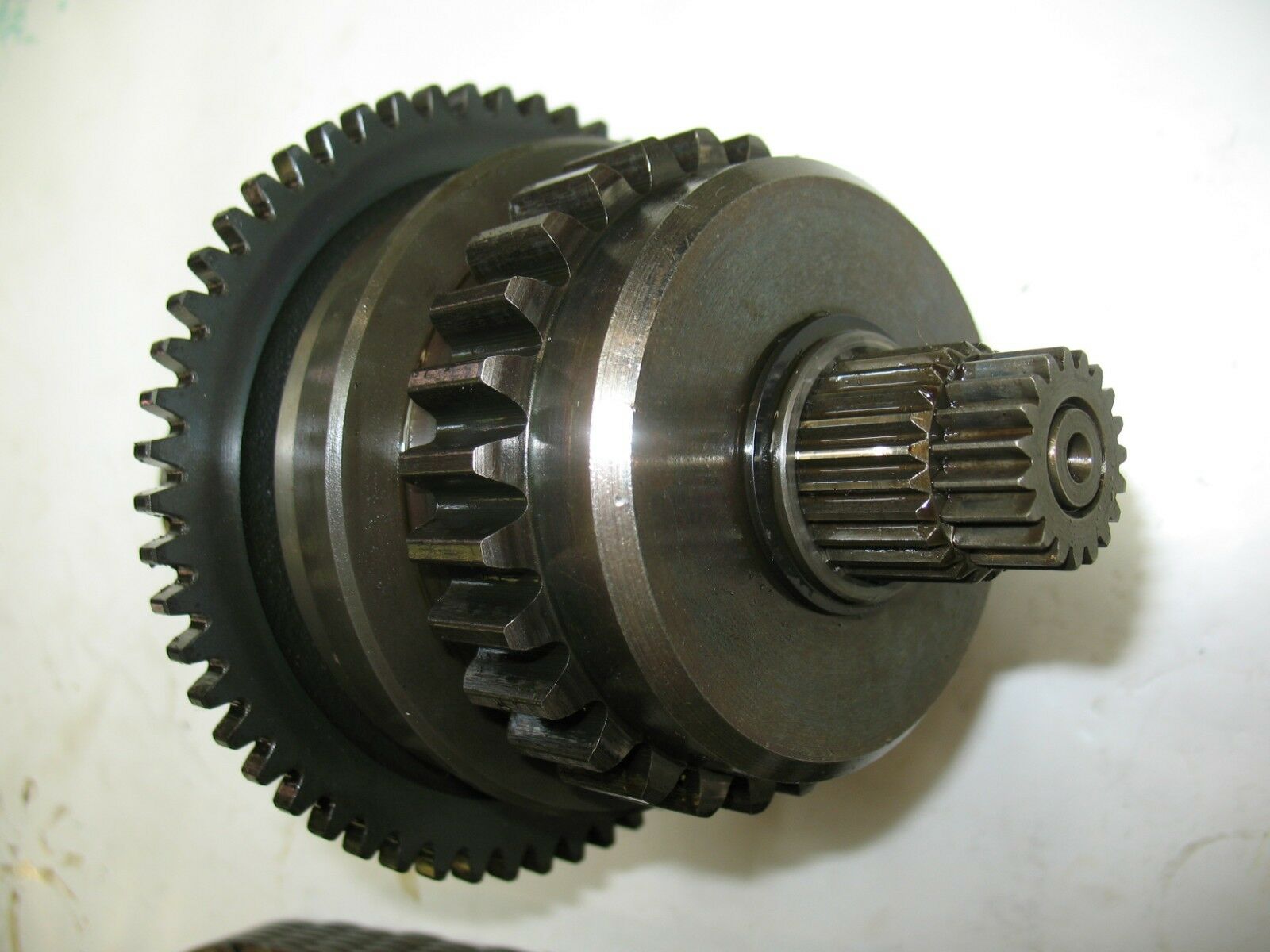 1977 HONDA CB550K CB 550 PRIMARY DRIVE SHAFT SPINDLE + STARTER CLUTCH - NICE - Fresh Stock Dated February 2026