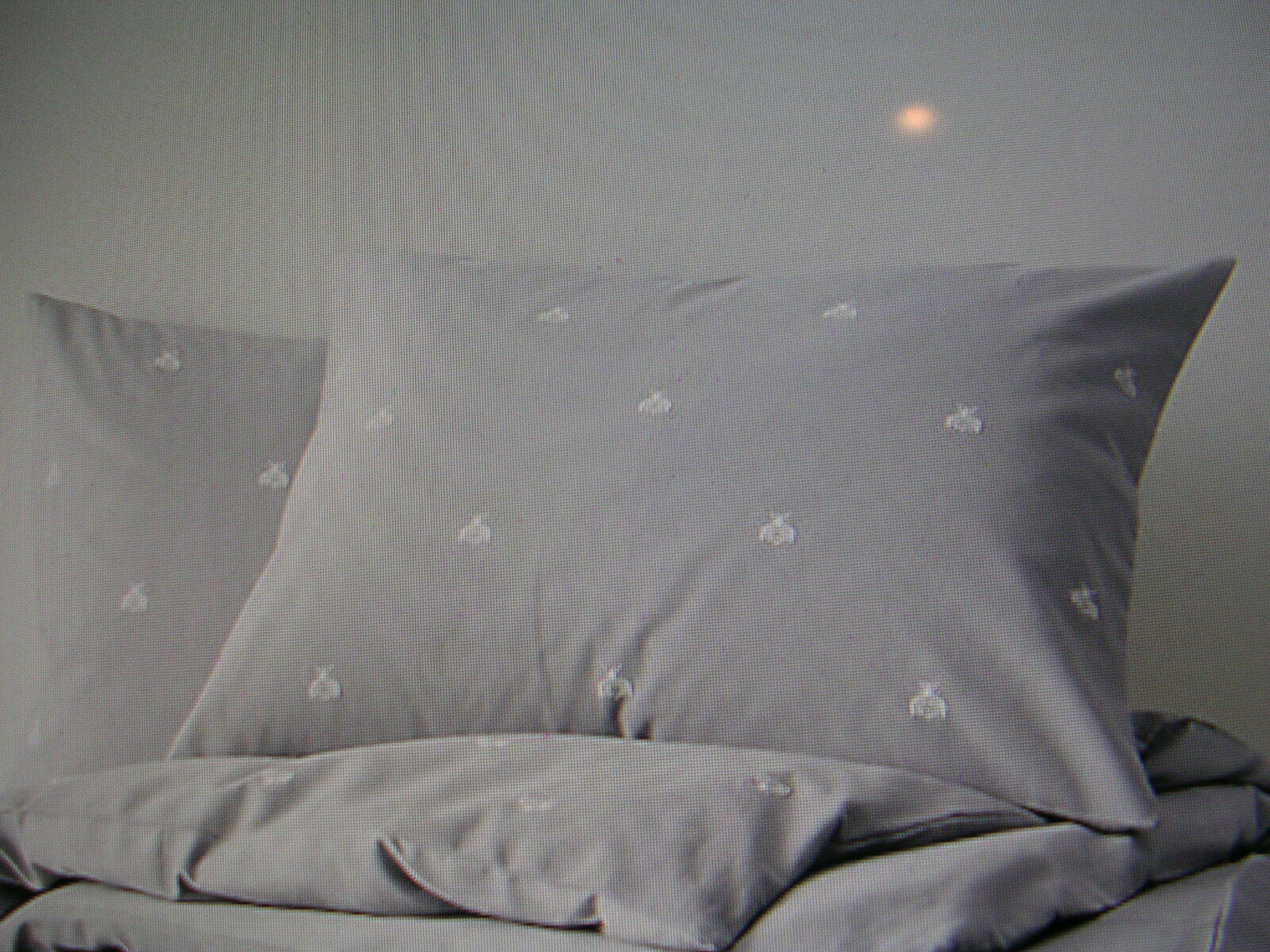 RESTORATION HARDWARE TEEN EMBROIDERED BEE BOUDOIR SHAM GREY 100% COTTON 12 X 18 - Fresh Stock Dated December 2025