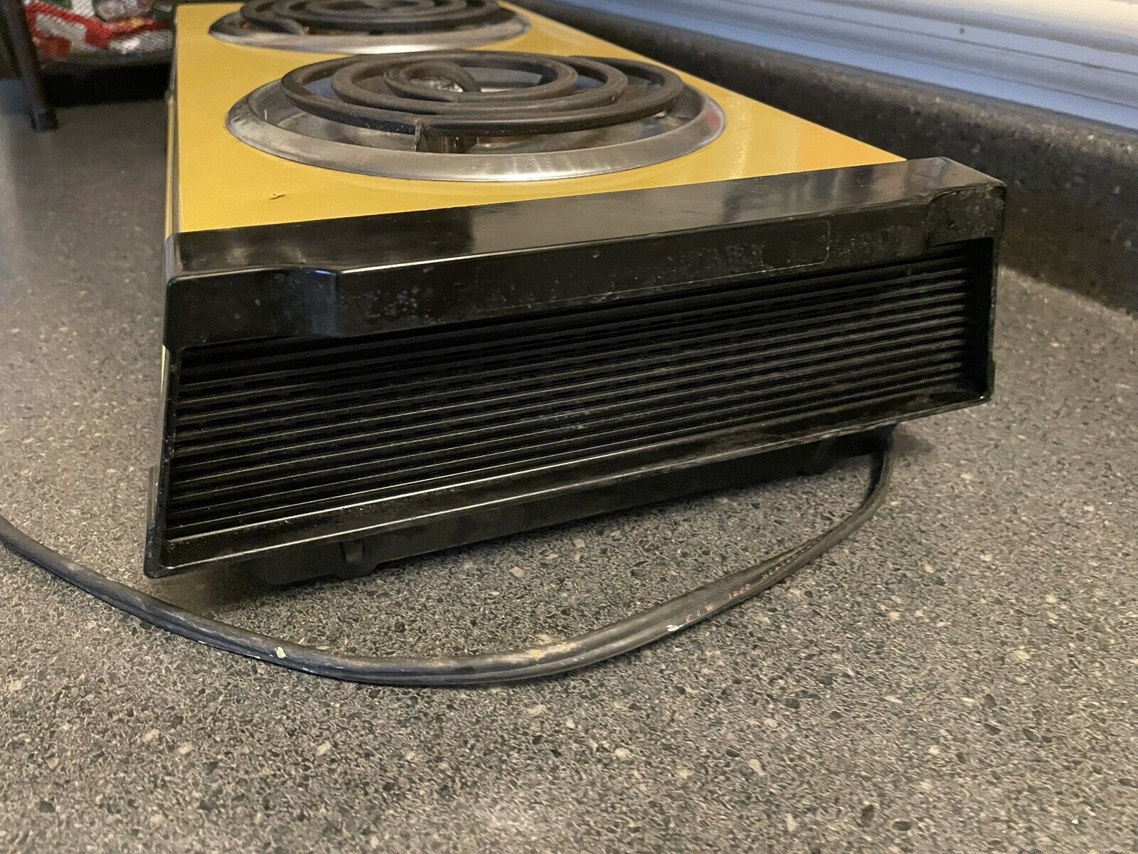 Rare Vintage Table Top Gold Range Electric 2 Burner Stove Cook Top Works Great - Fresh Stock Dated February 2026