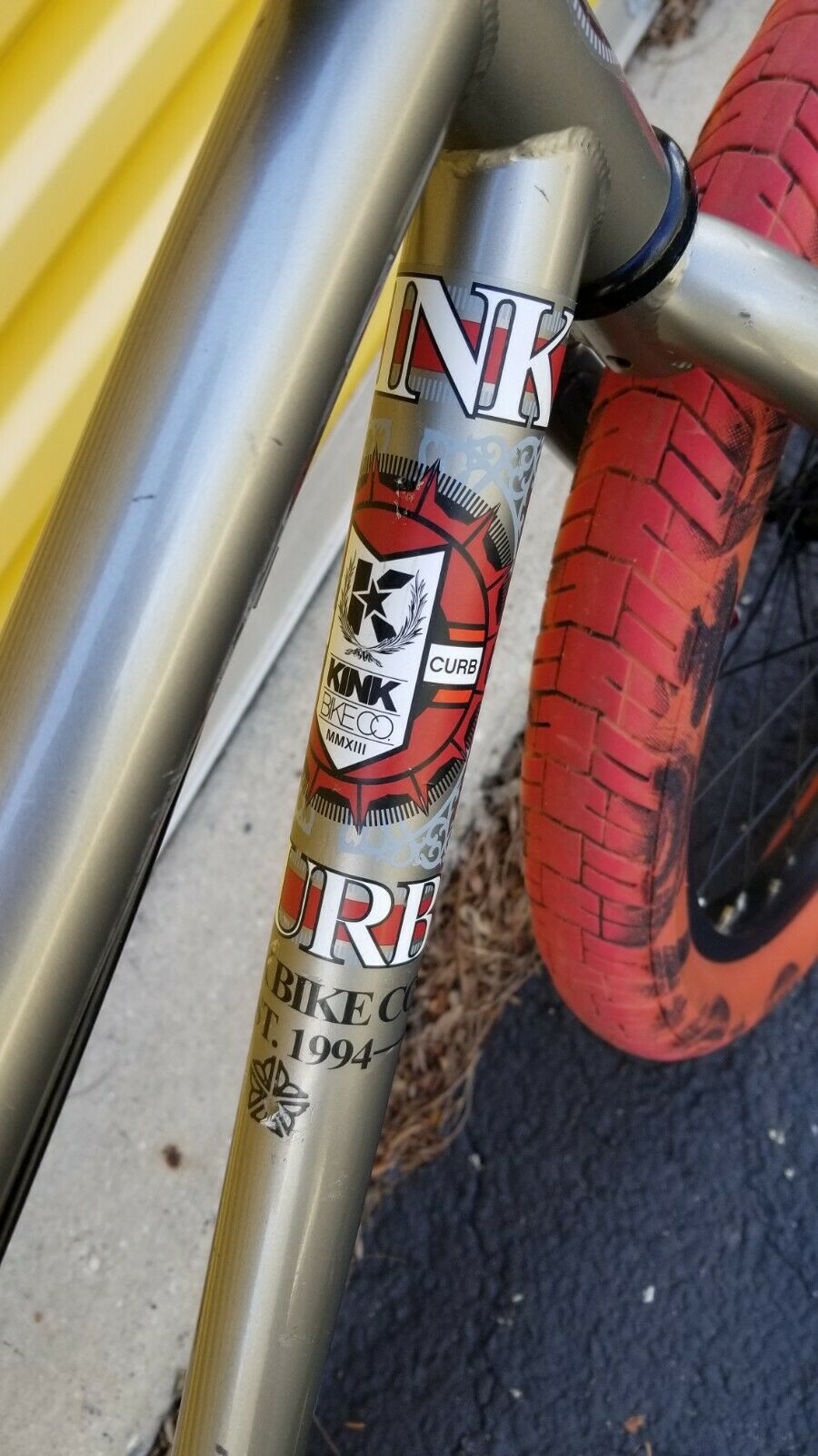 2013 Kink Curb BMX - Fresh Stock Dated February 2026