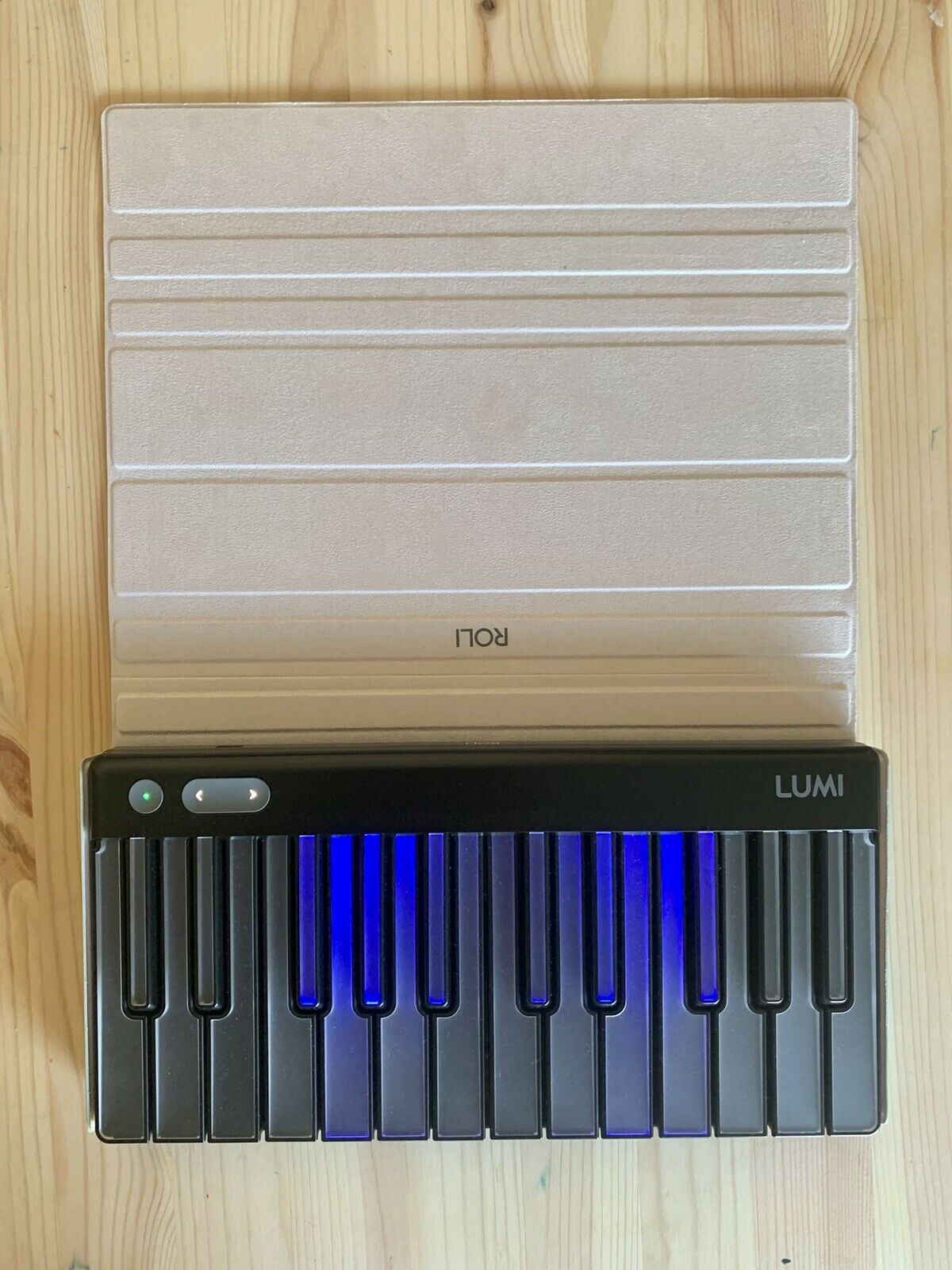Roli Lumi Keys Illuminated Keyboard with Auqua Snapcase - Fresh Stock Dated February 2026