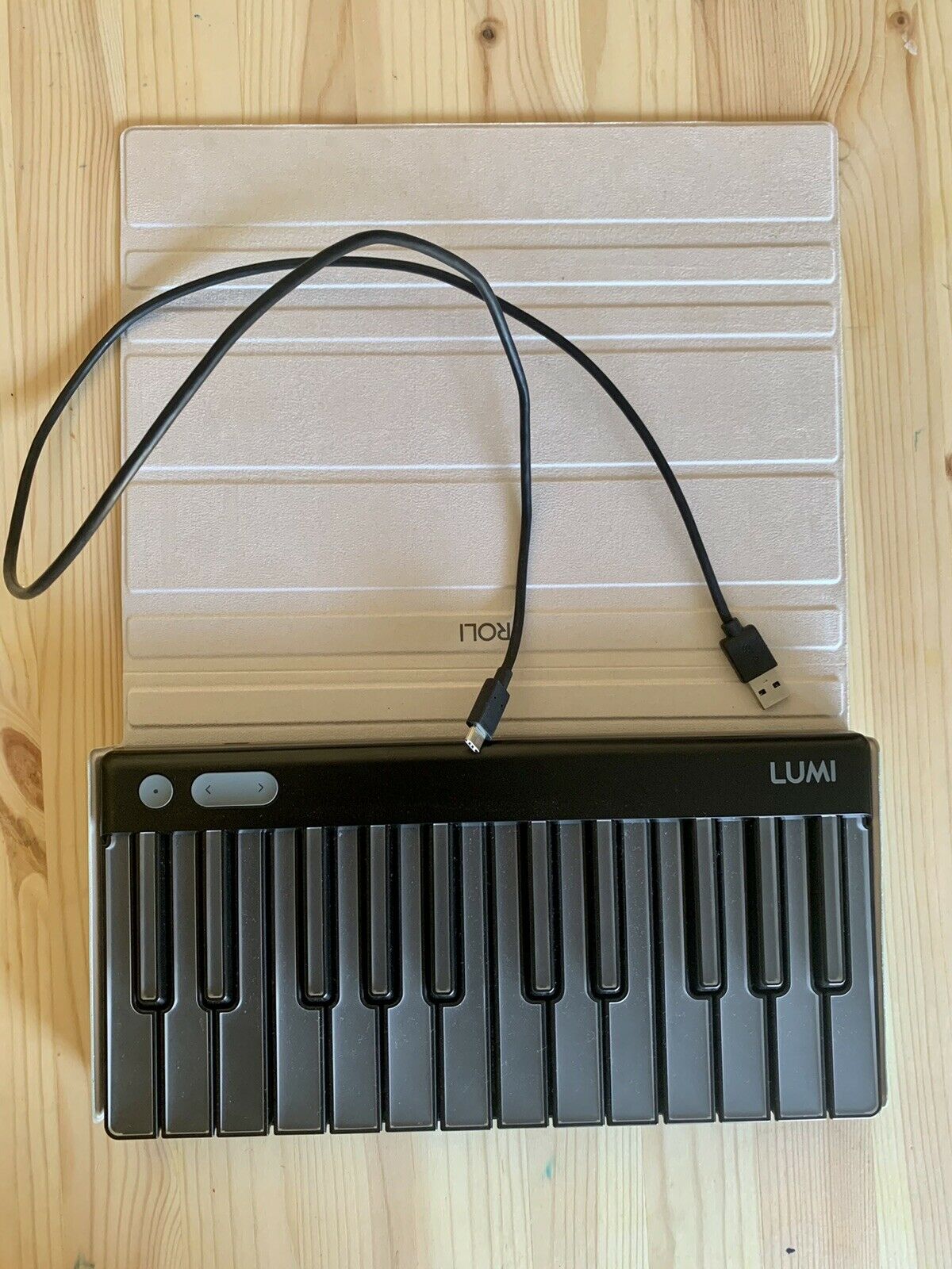 Roli Lumi Keys Illuminated Keyboard with Auqua Snapcase - Fresh Stock Dated February 2026