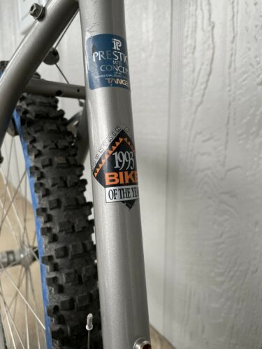 Vintage Kona Kilauea Bike 1993 Bike of the Year Front Suspension Good Condition - Fresh Stock Dated December 2025