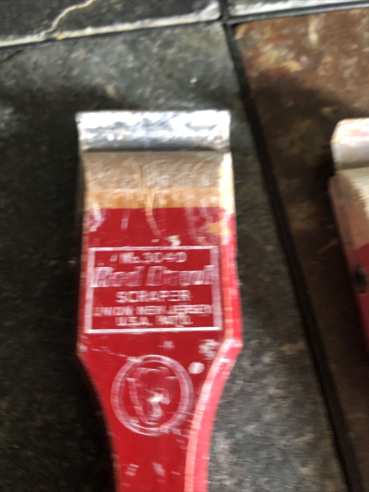 Set of 2 Vintage Red Devil  Scrapers  1 blade  #3040 Made in NJ USA - Fresh Stock Dated February 2026