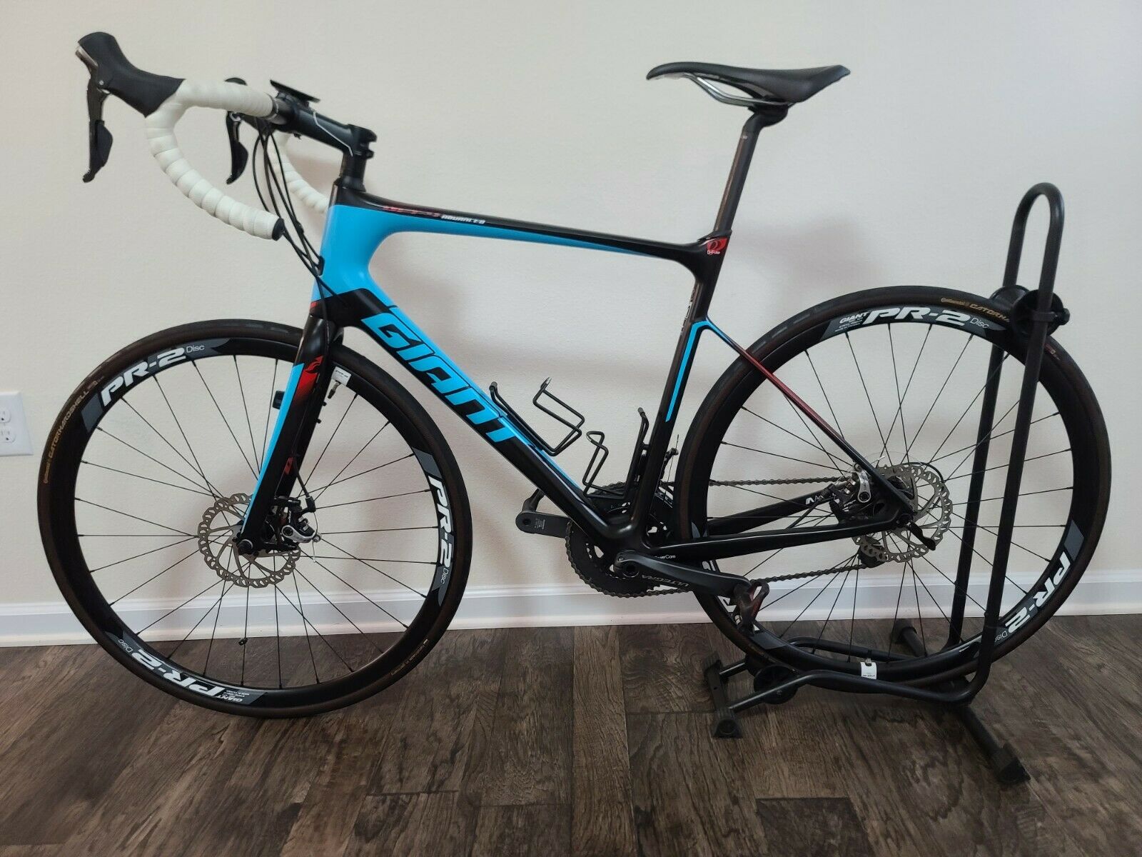 Giant Defy Advanced, Full Ultegra, Full Carbon Frame, Pristine Condition, M/L - Fresh Stock Dated February 2026