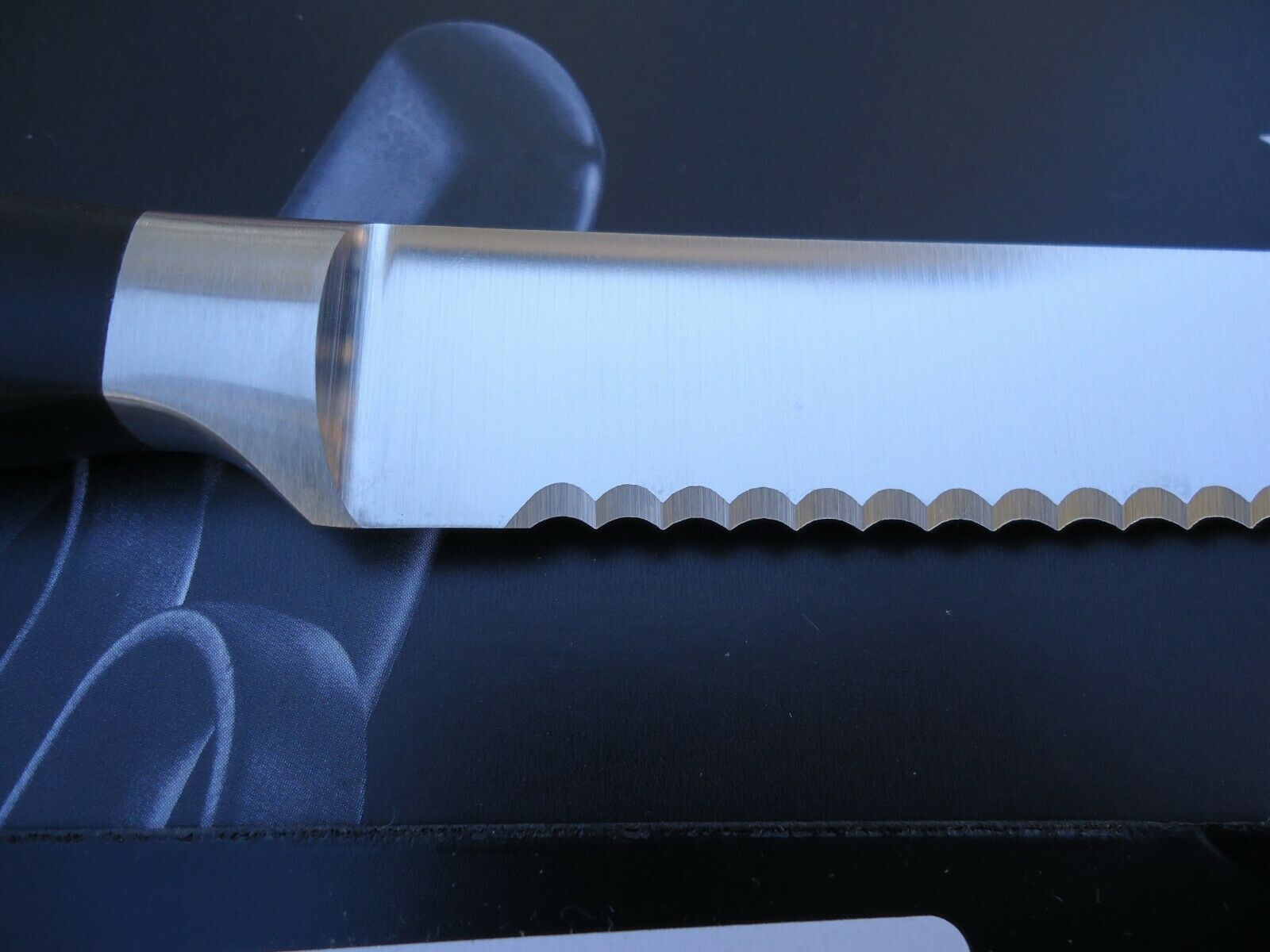 NEW ZWILLING J.A. Henckels Four Star 5