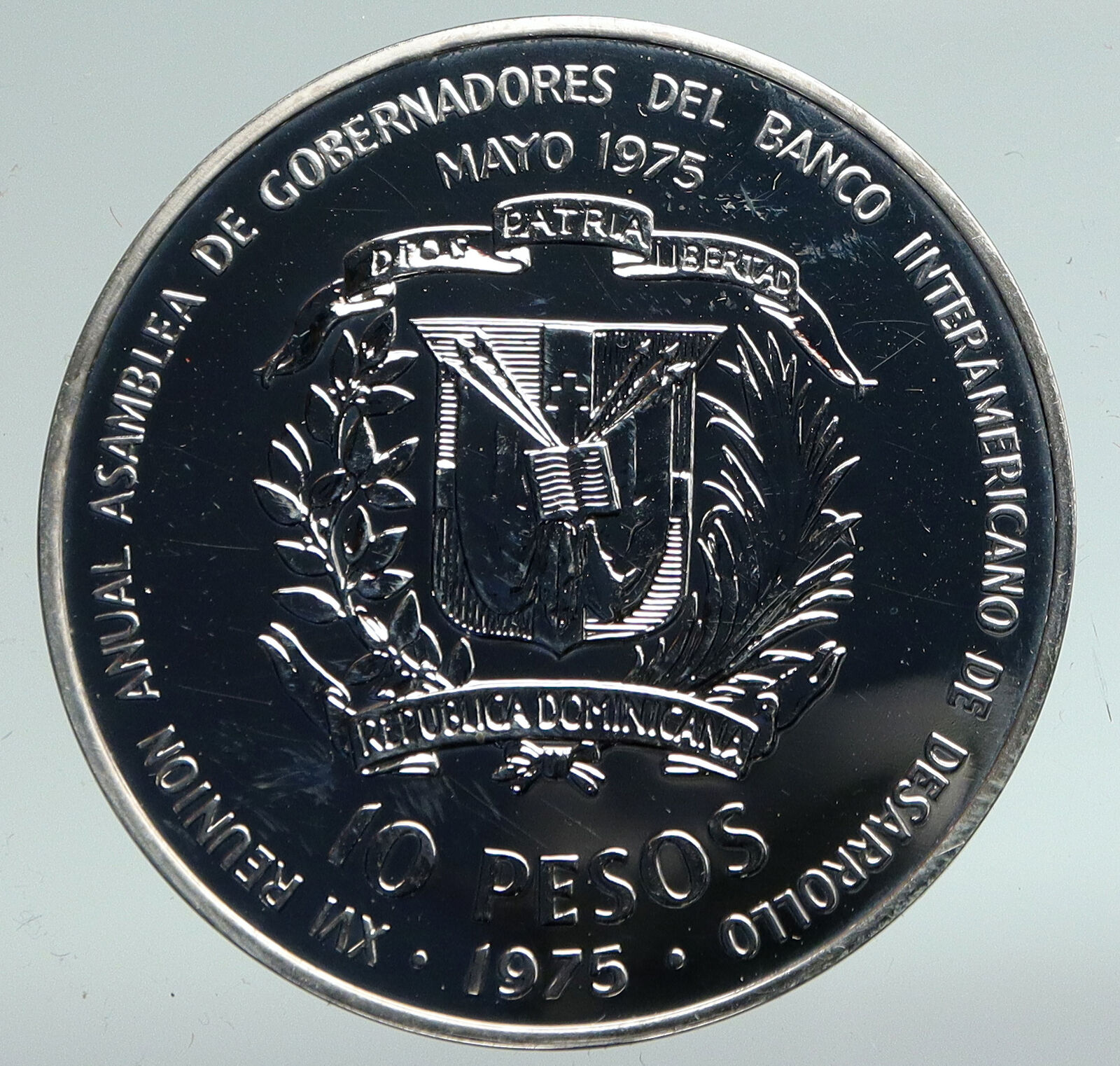 1975 DOMINICAN REPUBLIC International Bankers Congress Silver 10Peso Coin i91106 - Fresh Stock Dated February 2026