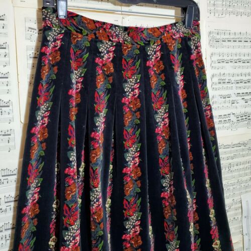 Vintage 1980s Herman Geist Velvet Floral Pleated Skirt Cottagecore Peasant - Fresh Stock Dated February 2026
