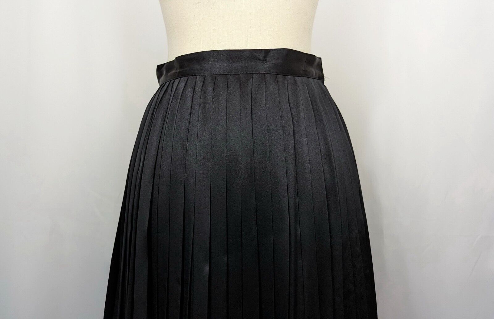 Vintage 80s Skirt Black Silk Pleated Midi Wrap Nordstrom Misses 10 - Fresh Stock Dated March 2026