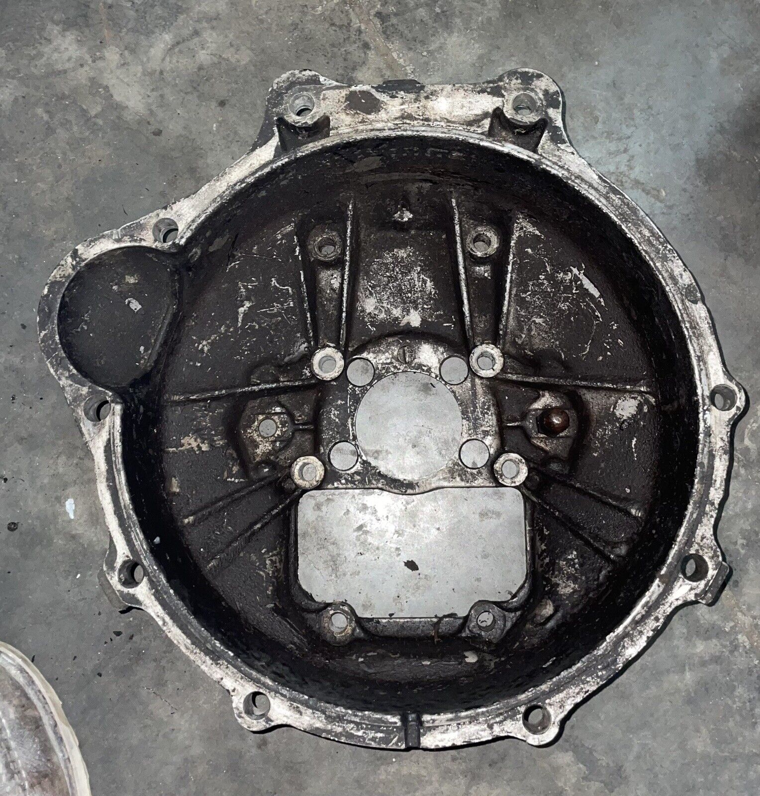 Mercedes W115 W123 bell housing, manual transmission 4-speed - Fresh Stock Dated February 2026