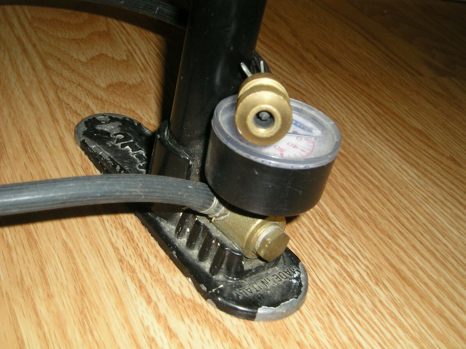 Vintage Black Red Silca Floor Pump Brass Schrader Valve 250 PSI - Fresh Stock Dated December 2025