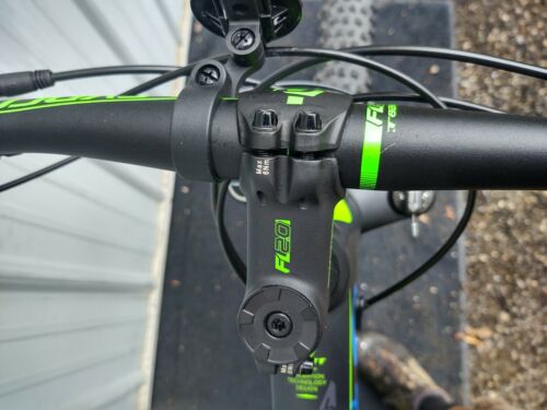 Bike Scott 720 Plus Scale  Size Large Bicycle - Fresh Stock Dated February 2026