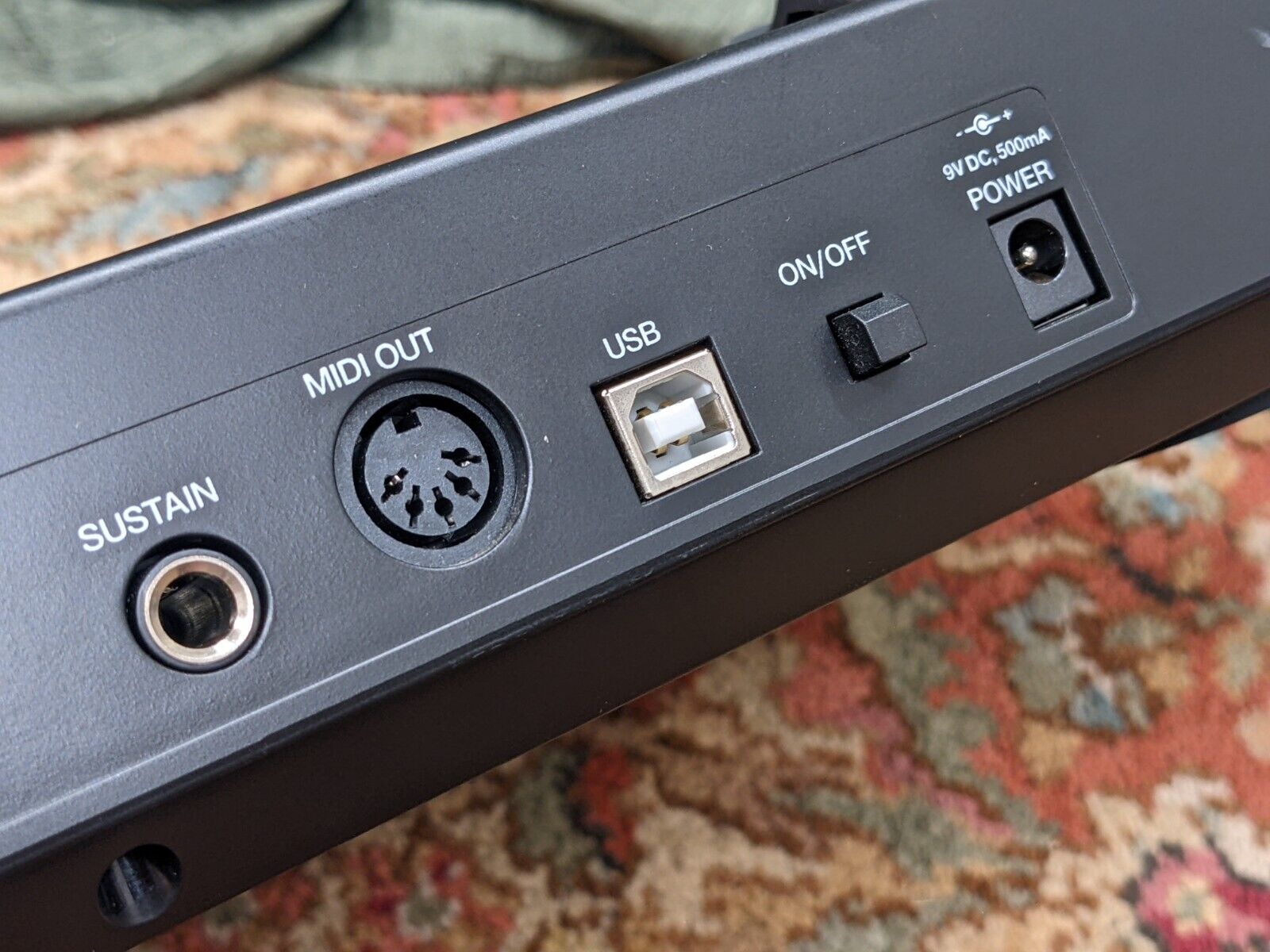 Alesis VI49 Midi Keyboard Drum Pad Controller studio USB - Fresh Stock Dated February 2026