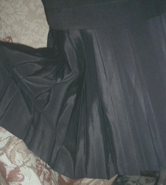 70s does 20s Edwardian Deco Black Silky Flapper Skirt w Drop Pleats 28