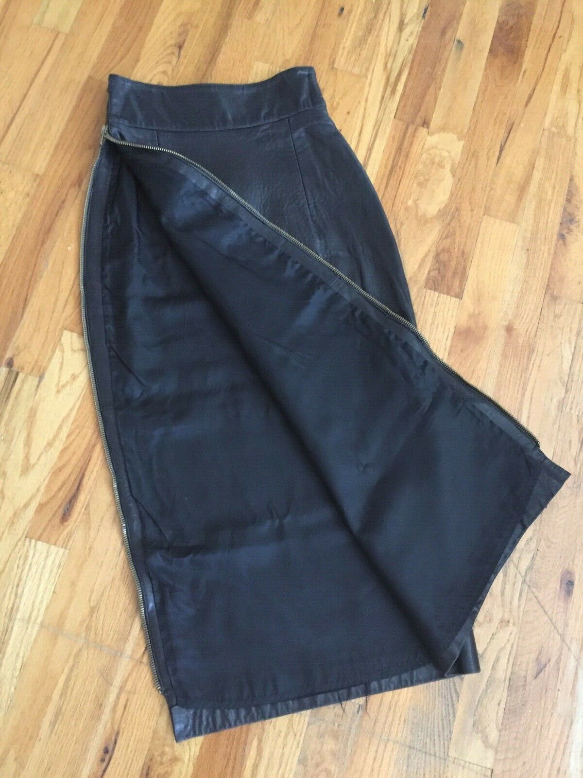 Vintage MARIO VALENTINO Black Leather High Waist Pencil Skirt Metal Side Zip XS - Fresh Stock Dated February 2026