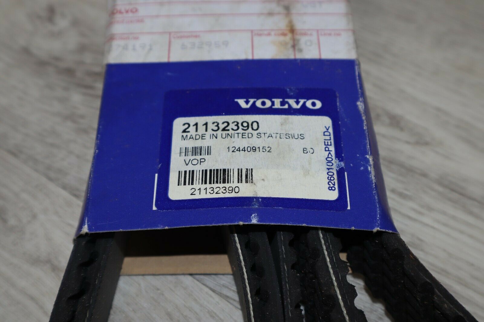 Volvo 21132390 Drive Pulley Belt NEW - Fresh Stock Dated February 2026