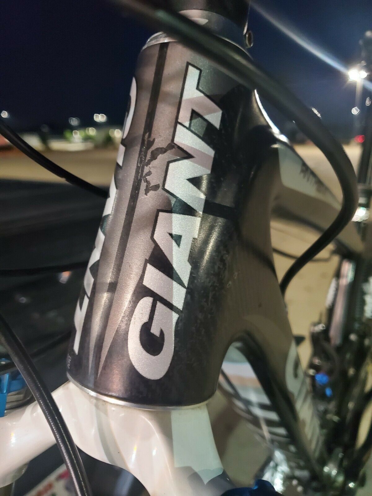 Giant Anthem X Advanced SL  2011 carbon Fox full suspension Medium frame - Fresh Stock Dated February 2026