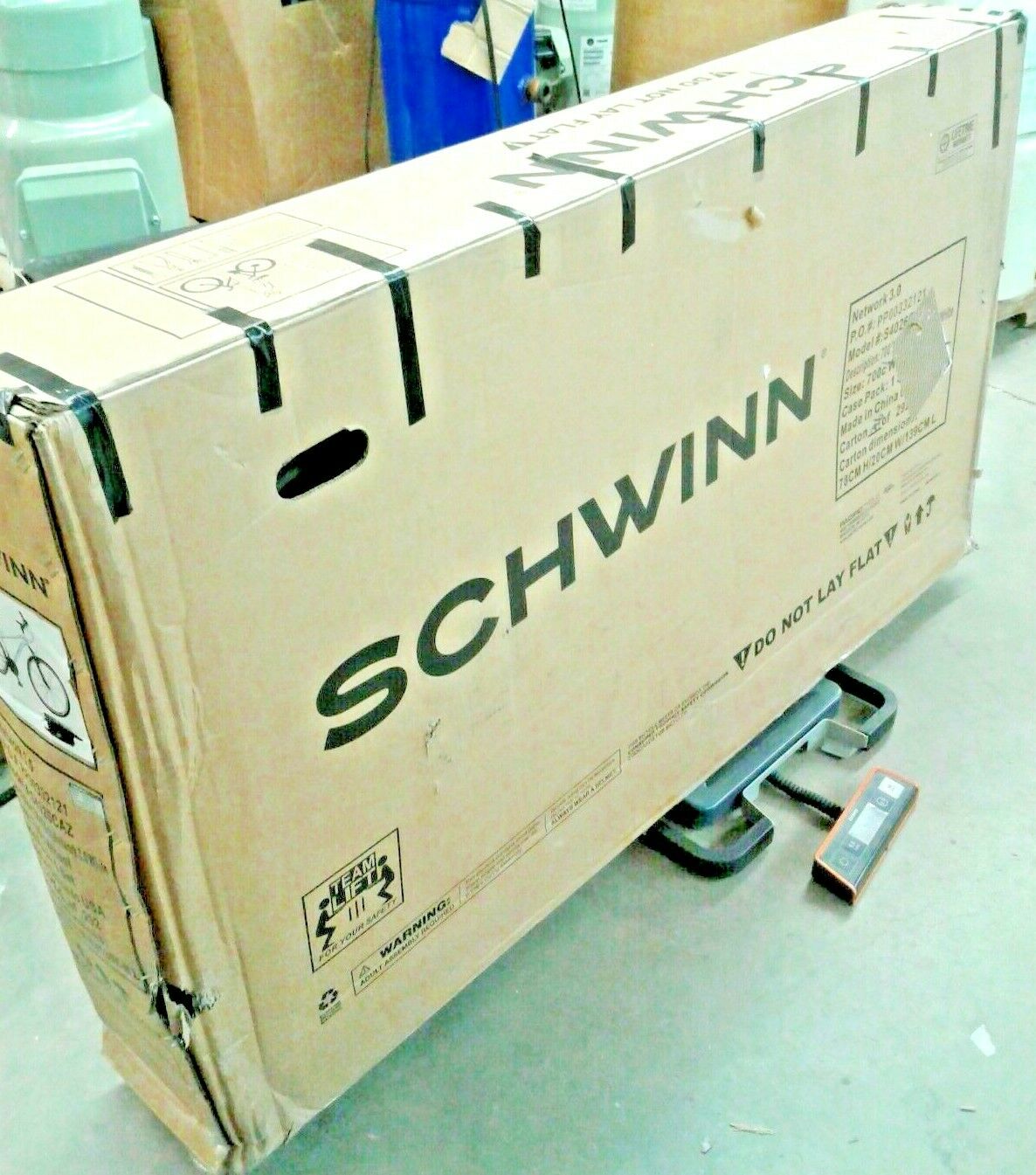 Schwinn 700 M Sch Network 3.0 White S4026CAZ Bike 700c Wheel - Fresh Stock Dated February 2026