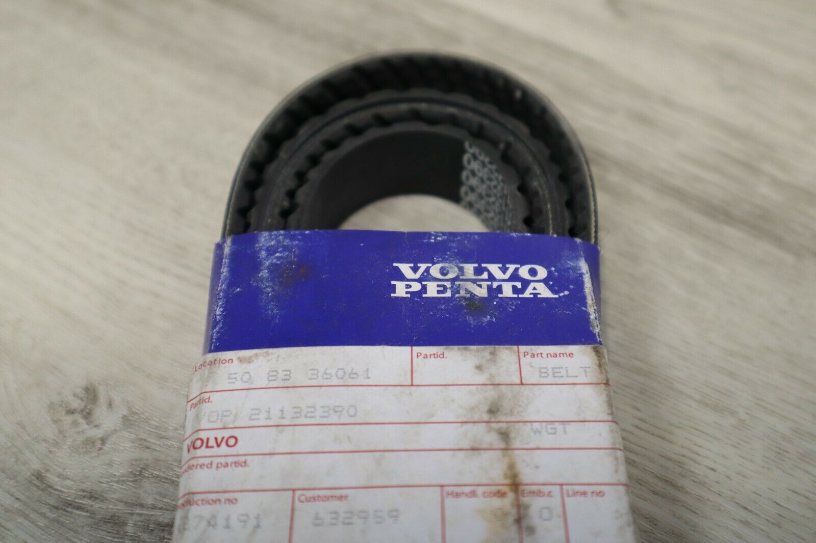 Volvo 21132390 Drive Pulley Belt NEW - Fresh Stock Dated February 2026