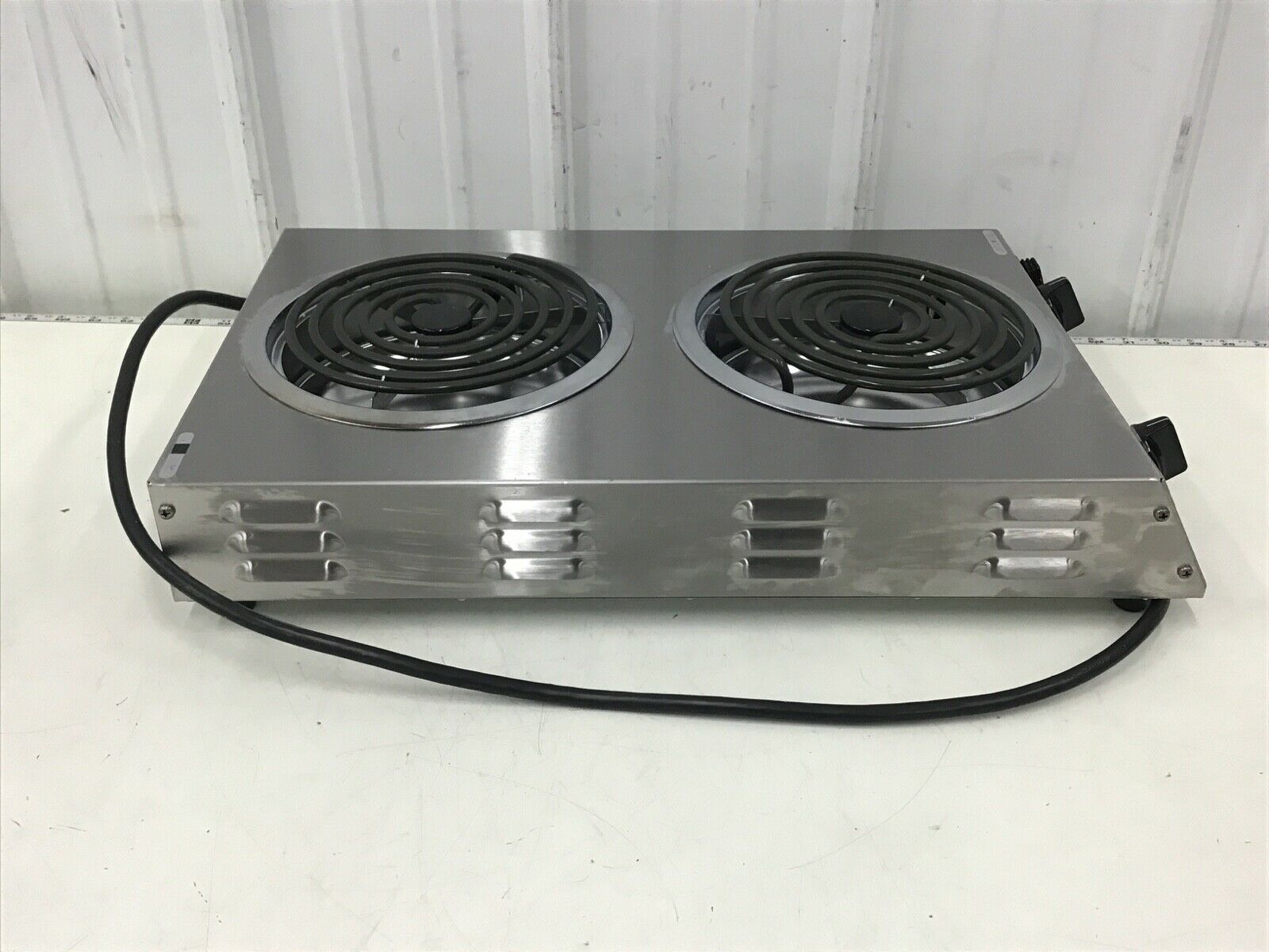 CADCO CDR - 2TFB Front-to-Back Two Burner Portable Hot Plate - Fresh Stock Dated December 2025