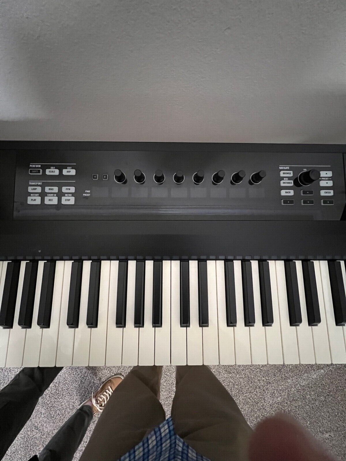 Native Instruments Komplete Kontrol S88 Keyboard - Fresh Stock Dated February 2026