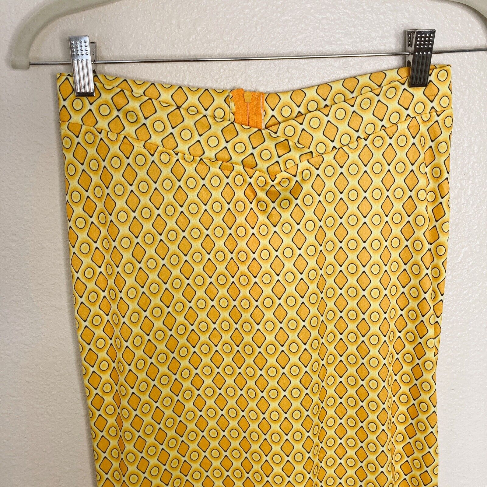 vintage 90s Does 70s Retro Geometric Print Maxi Skirt Small Hippie Yellow - Fresh Stock Dated March 2026