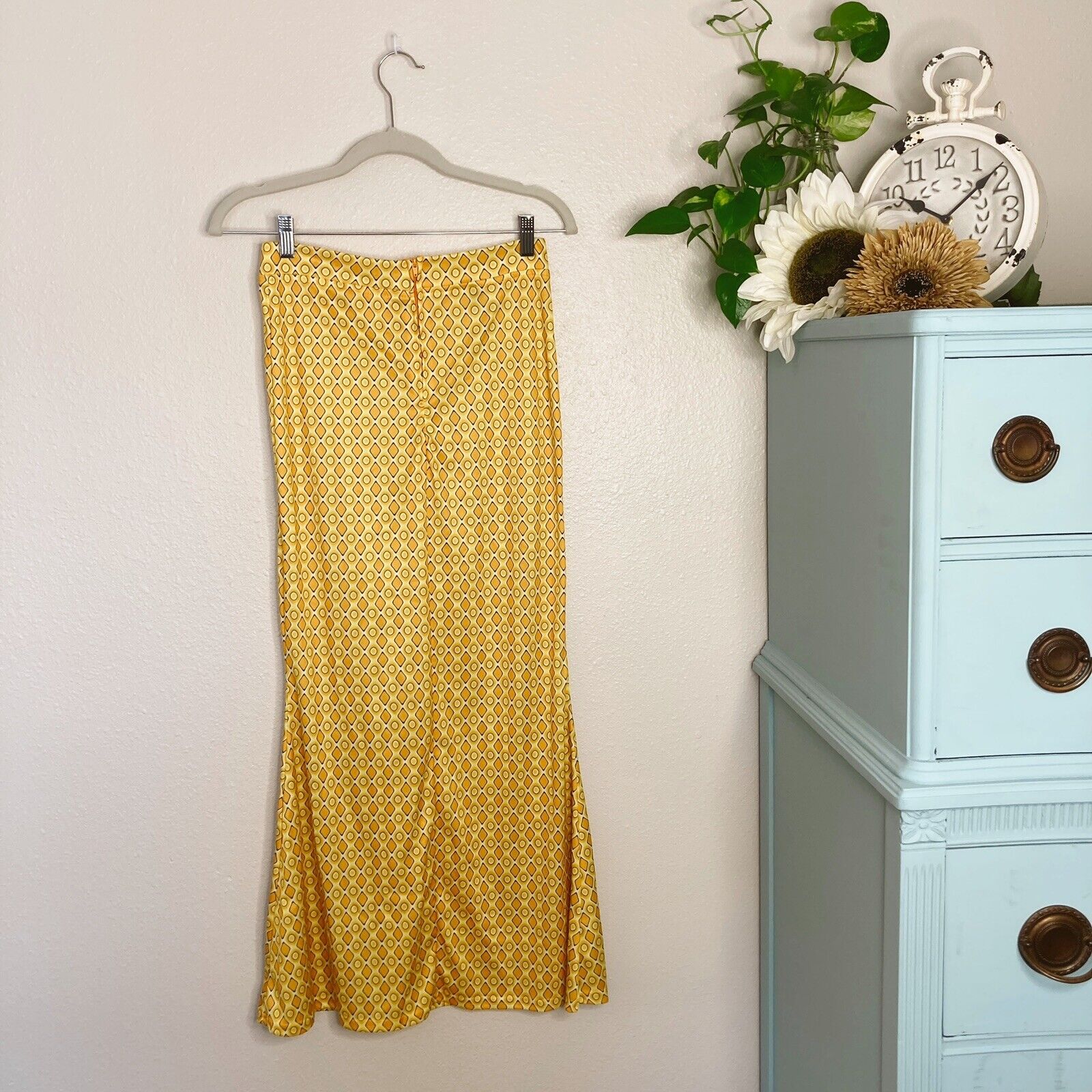 vintage 90s Does 70s Retro Geometric Print Maxi Skirt Small Hippie Yellow - Fresh Stock Dated March 2026