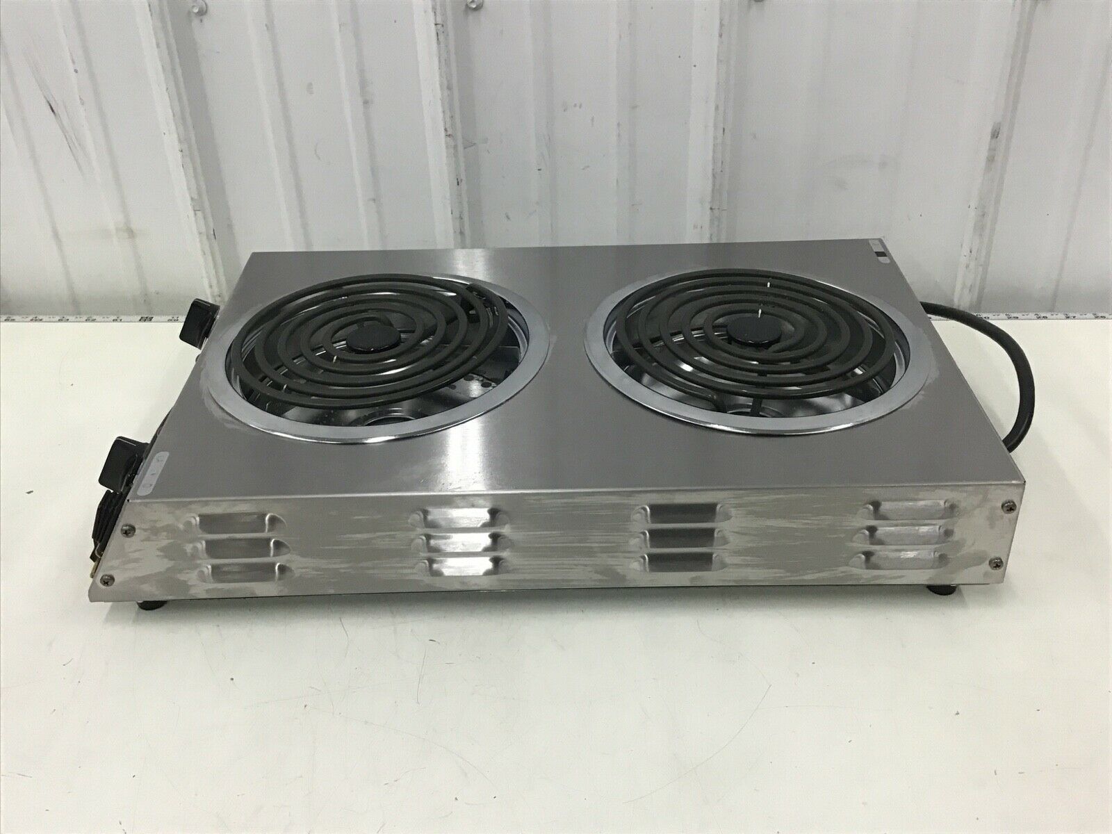 CADCO CDR - 2TFB Front-to-Back Two Burner Portable Hot Plate - Fresh Stock Dated December 2025