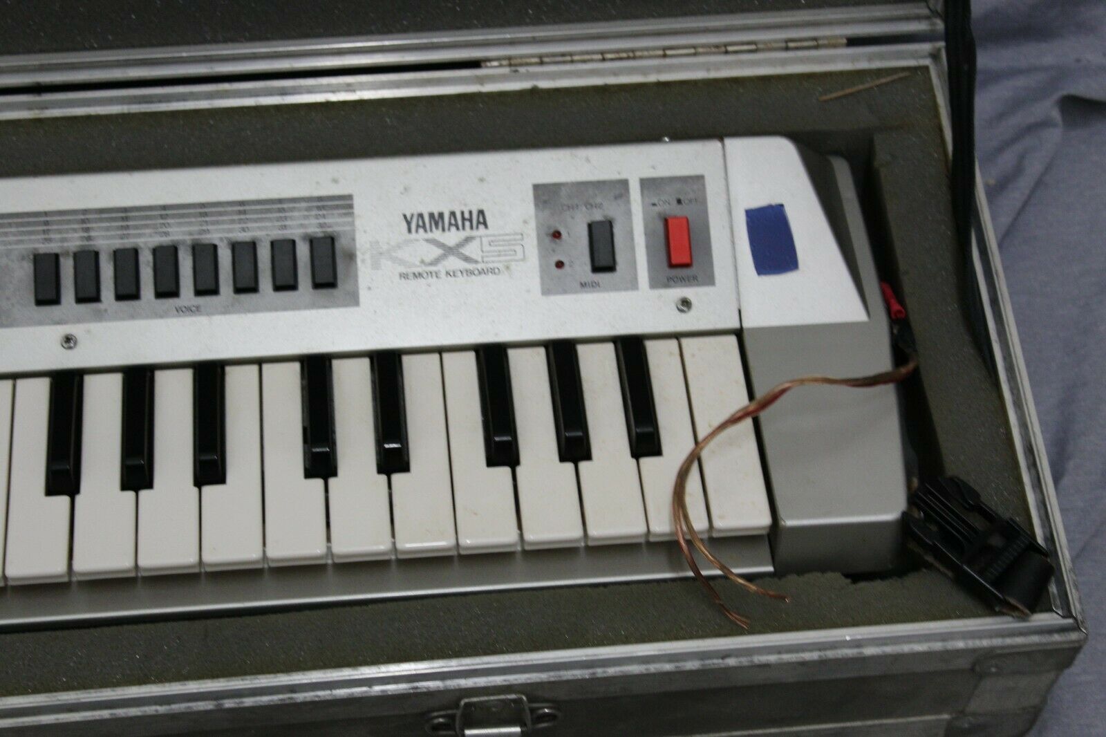 Yamaha KX 5 Keytar Midi Controller W/ Case AS IS FOR PARTS REPAIR - Fresh Stock Dated February 2026