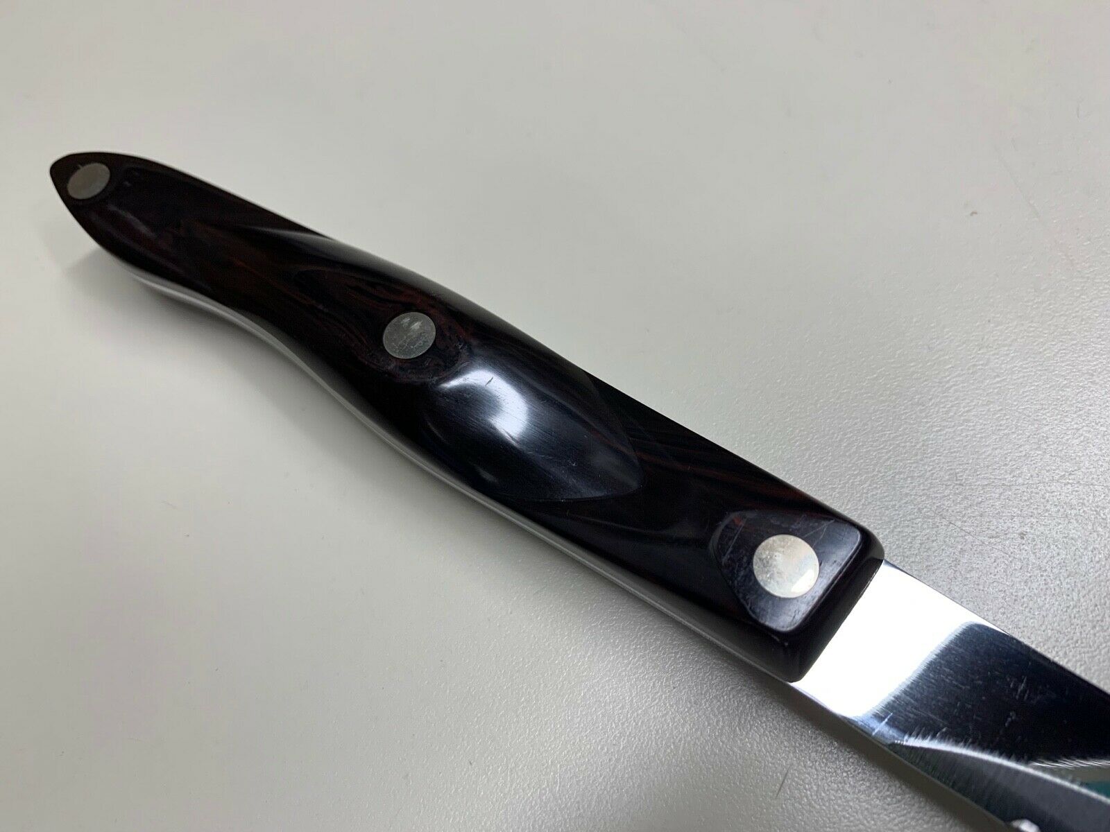 CUTCO CLASSIC HANDLE CARVER KNIFE 1723 USA **VERY NICE CONDITION** - Fresh Stock Dated December 2025