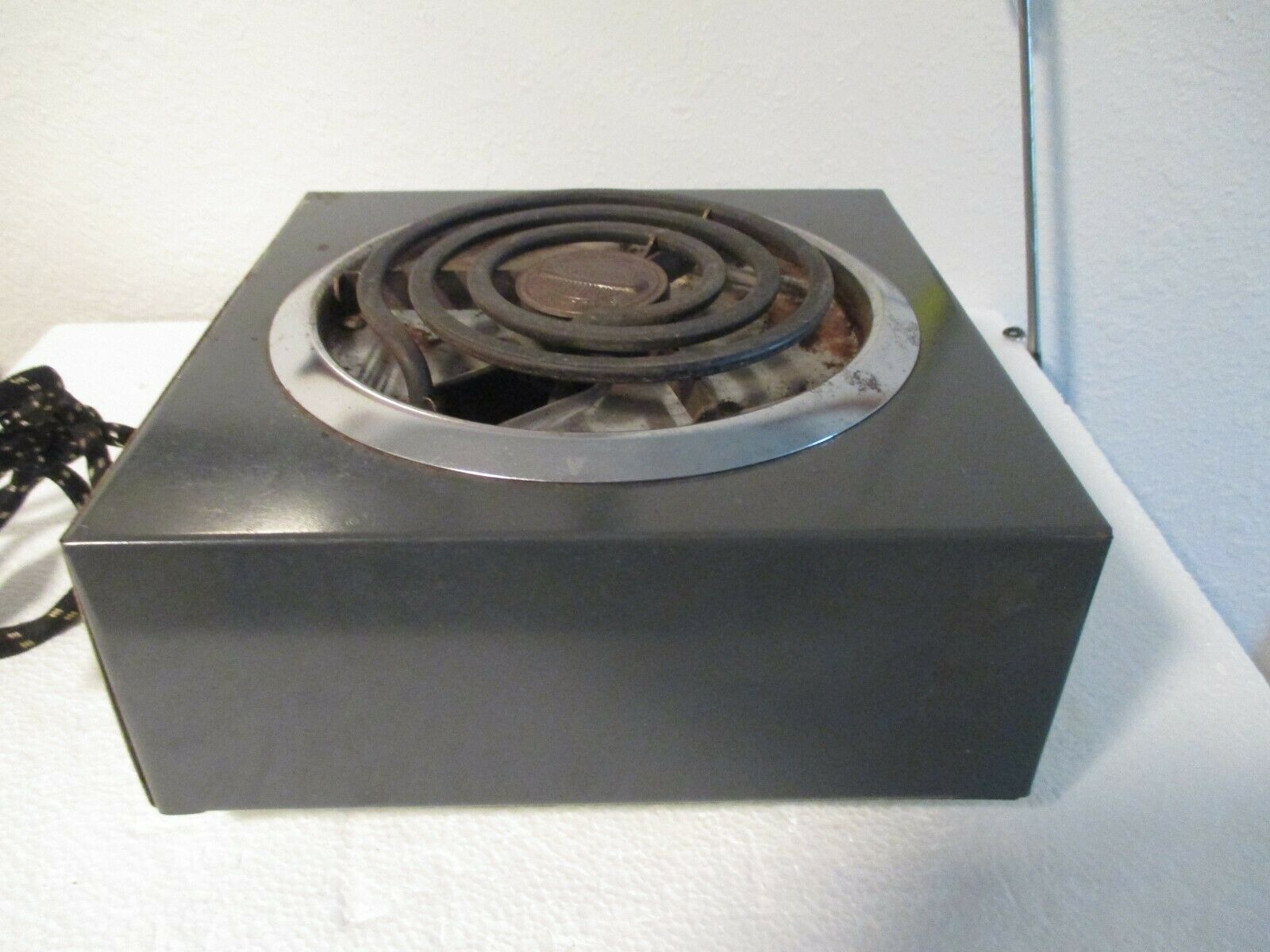 VINTAGE 60'S-70'S EVERSHOT HOT PLATE MODEL 391170 USA MADE FREE SHIP - Fresh Stock Dated December 2025