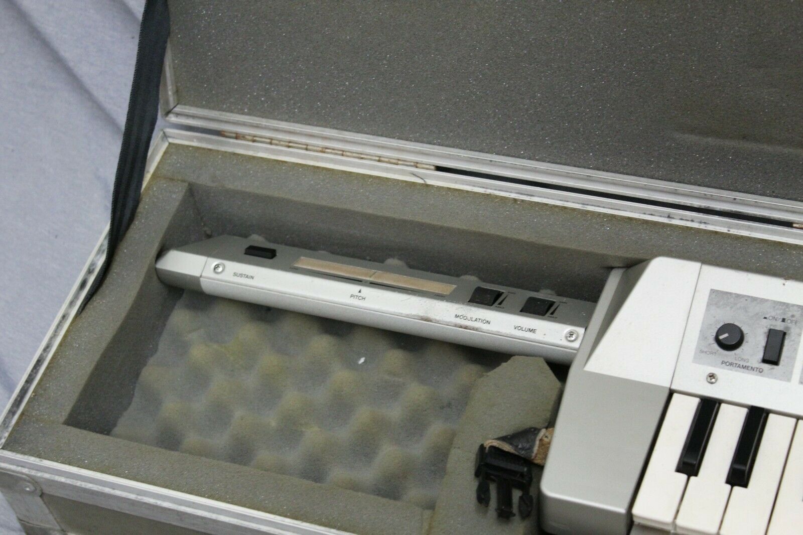 Yamaha KX 5 Keytar Midi Controller W/ Case AS IS FOR PARTS REPAIR - Fresh Stock Dated February 2026