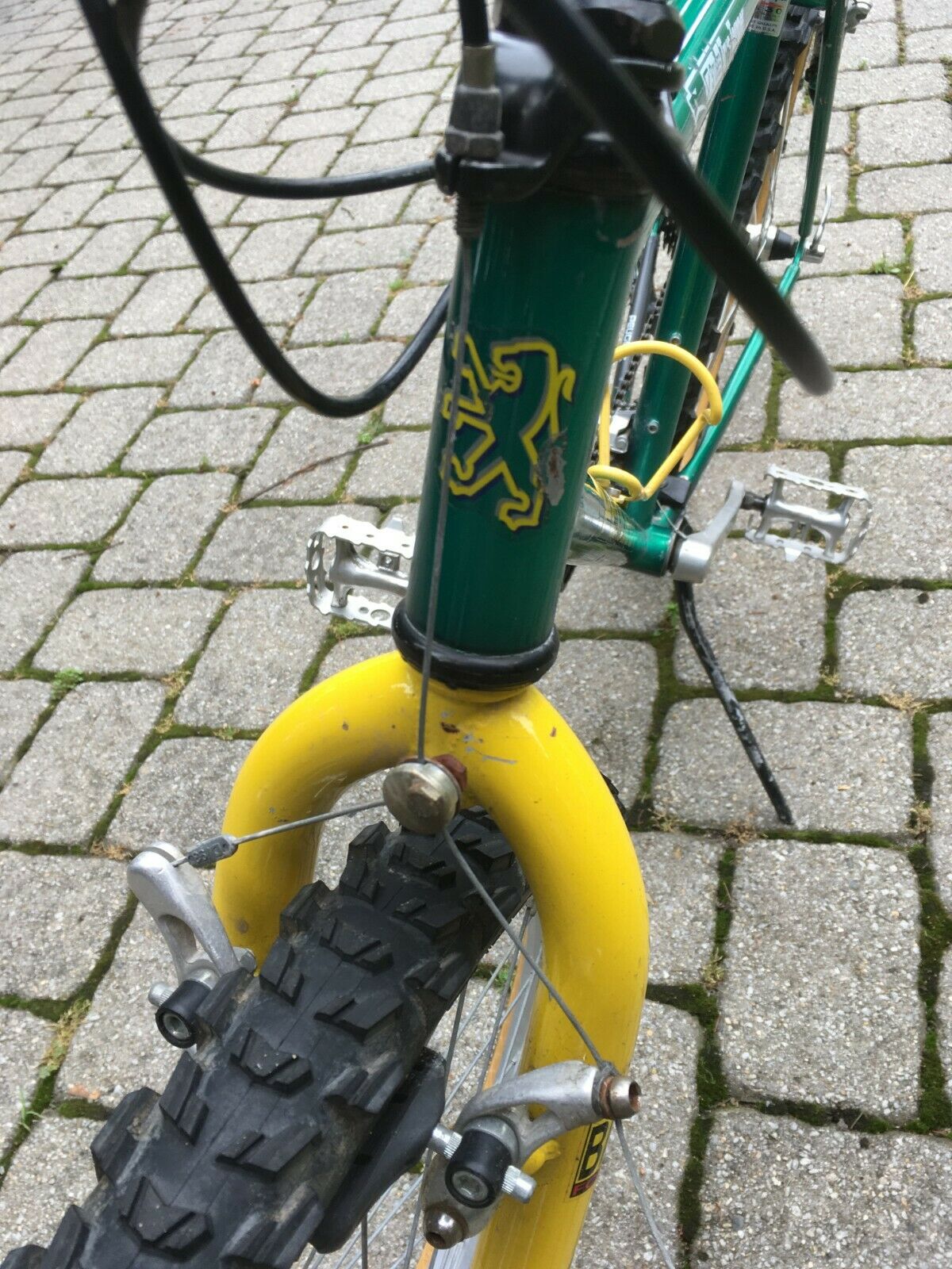 Peugeot vintage mens green racing bike mans mountain Dune racing bicycle - Fresh Stock Dated February 2026