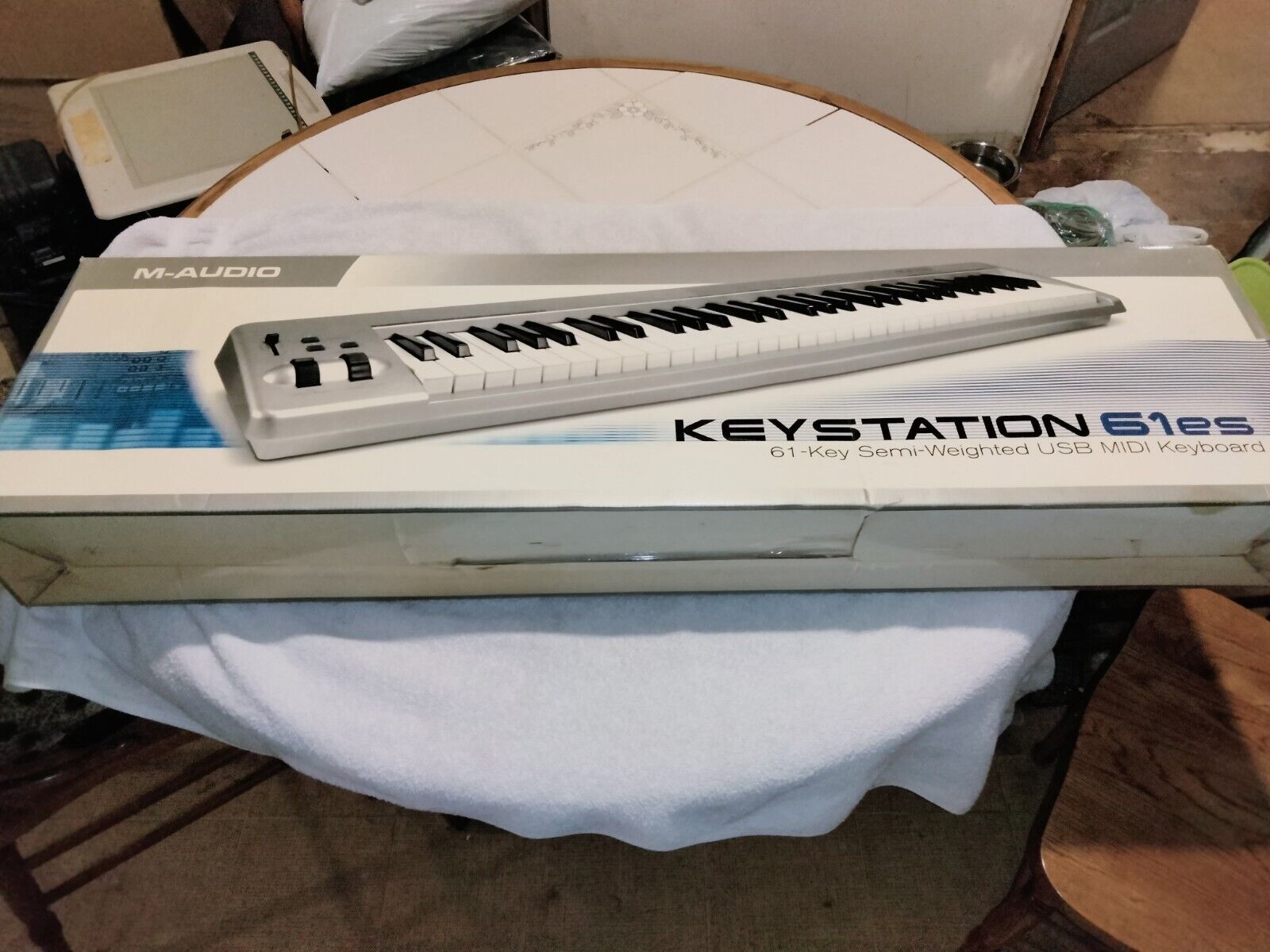 M-Audio Keystation 61ES 61-Key USB MIDI Keyboard Excellent Condition - Fresh Stock Dated February 2026
