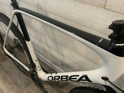 2019 Orbea Terra CX Gravel Bike - Fresh Stock Dated February 2026