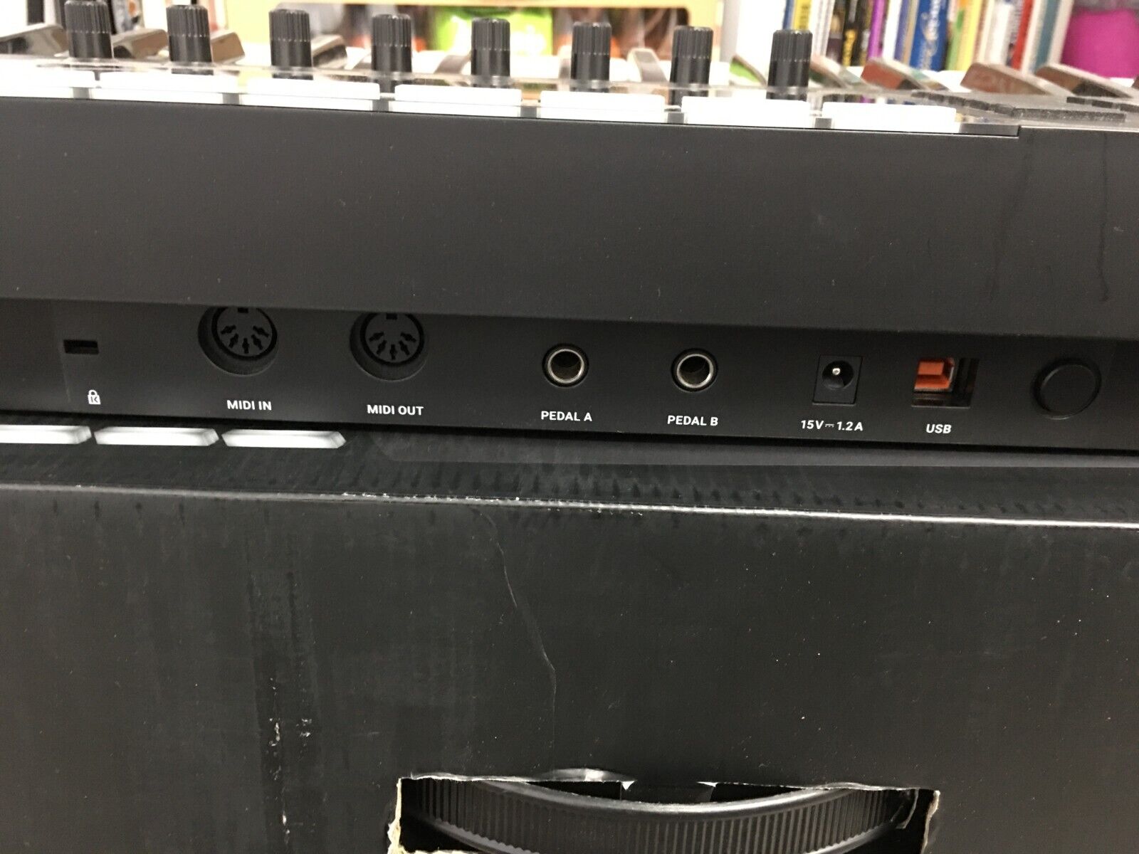 Native Instruments Komplete Kontrol S61 MK2 61 Key Keyboard Controller - Fresh Stock Dated February 2026